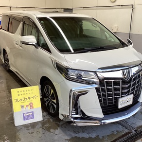 トヨタ・アルファード