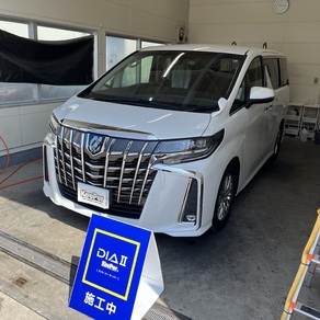 トヨタ・アルファード