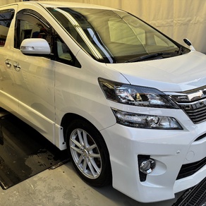 トヨタ・ヴェルファイア