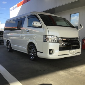 トヨタ・ハイエース (ハイルーフ・スーパーロング)