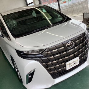 トヨタ・アルファード
