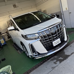 トヨタ・アルファード