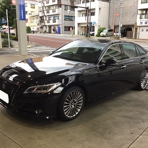 トヨタ・クラウン