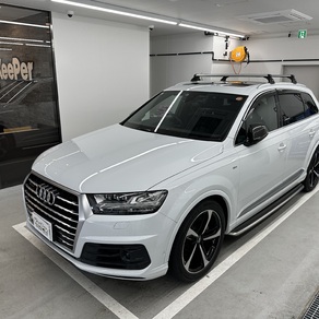 アウディ・Q7