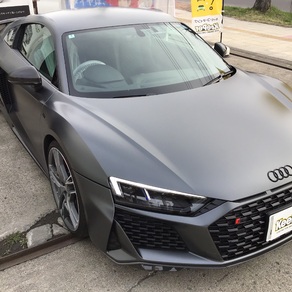 アウディ・R8