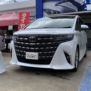 トヨタ・アルファード