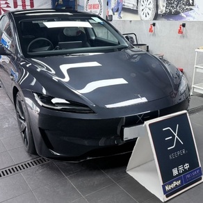 その他・テスラ・モデル３