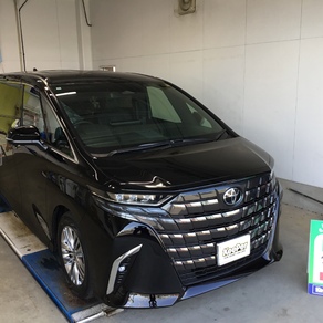 トヨタ・アルファード