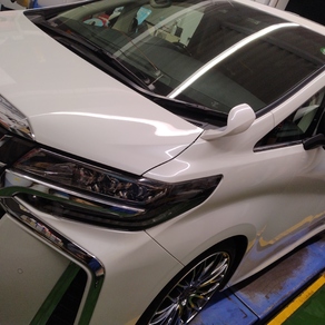 トヨタ・アルファード