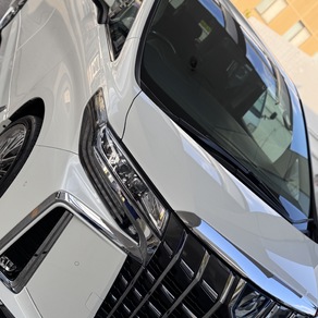 トヨタ・アルファード