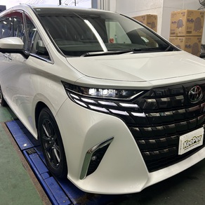 トヨタ・アルファード