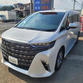 トヨタ・アルファード
