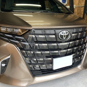 トヨタ・アルファード