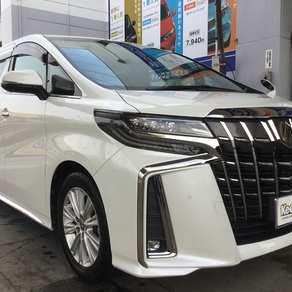 トヨタ・アルファード