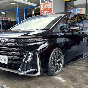 トヨタ・アルファード