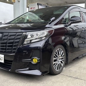 トヨタ・アルファード