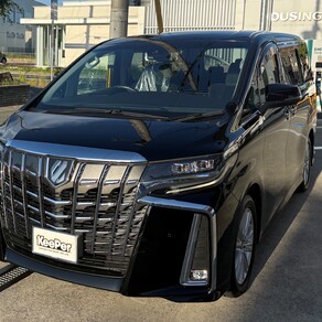 トヨタ・アルファード