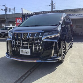 トヨタ・アルファード
