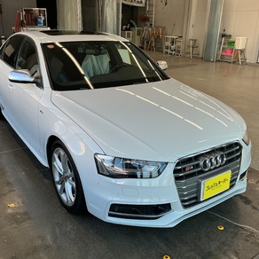 アウディ・S4