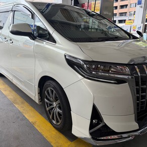 トヨタ・アルファード