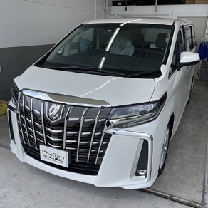 トヨタ・アルファード