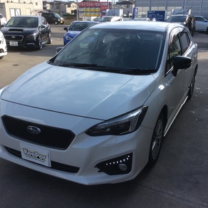 スバル・インプレッサ