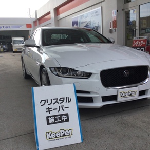 ジャガー・XE