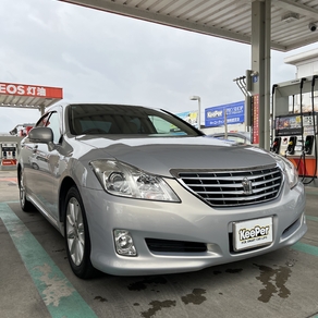 トヨタ・クラウン