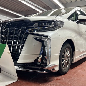 トヨタ・アルファード