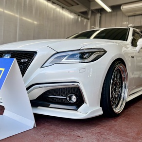 トヨタ・クラウン