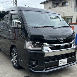 トヨタ・ハイエース(ワイド・ミドルルーフ)