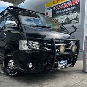 トヨタ・ハイエース(ワイド・ミドルルーフ)