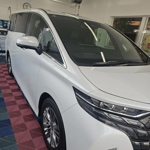 トヨタ・アルファード