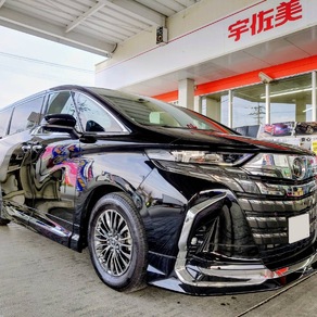 トヨタ・アルファード