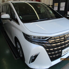 トヨタ・アルファード