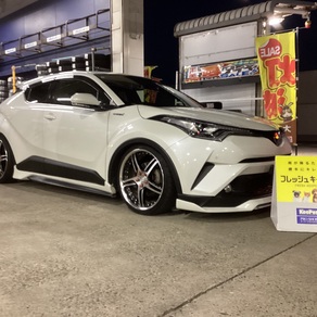 トヨタ・C-HR