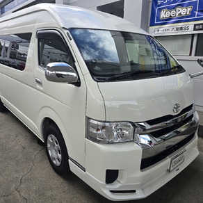 トヨタ・ハイエース(ワイド・ミドルルーフ)