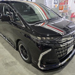 トヨタ・アルファード