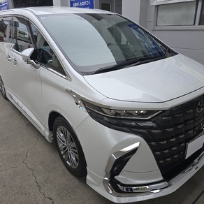 トヨタ・アルファード