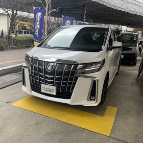 トヨタ・アルファード