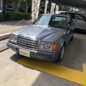メルセデス・ベンツ・300E
