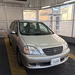 トヨタ・ナディア