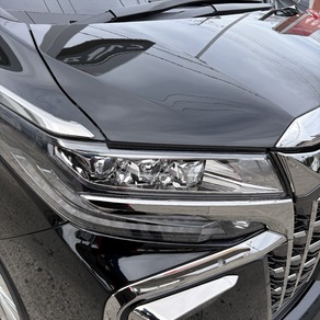 トヨタ・アルファード