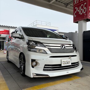トヨタ・ヴェルファイア