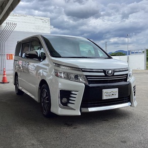 トヨタ・ヴォクシー