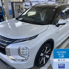 三菱・アウトランダー