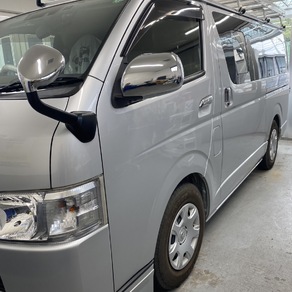 トヨタ・ハイエース(ワイド・ミドルルーフ)