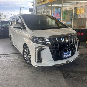 トヨタ・アルファード