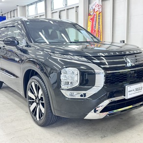 三菱・アウトランダー