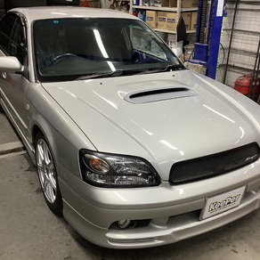 スバル・レガシィB4